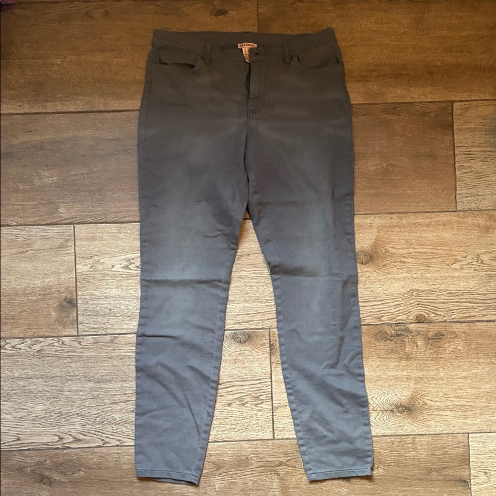Juicy Couture Women's Skinny Jeans in Charcoal Gray